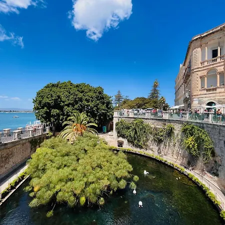 Casa Tina - One Bed With Kitchen, Private Bathroom & Free Wi-fii Appartamento *